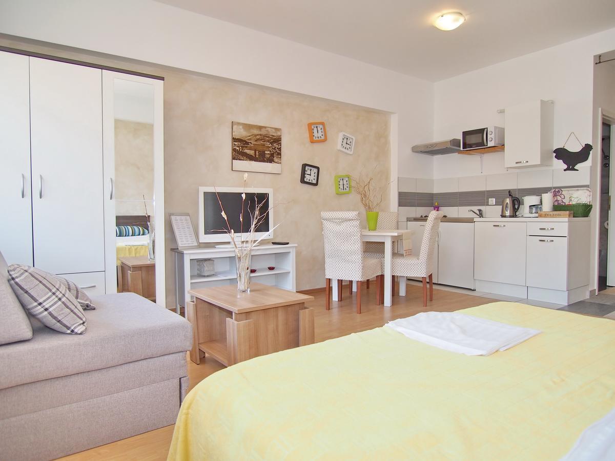Apartments Xandy Дубровник Екстериор снимка